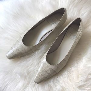 Mishka ivory croc leather heel 10 NWT